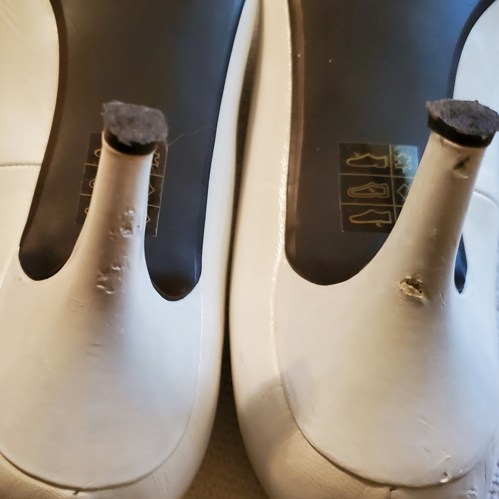 *J.Renee Ladies Pumps - Picture 5 of 5